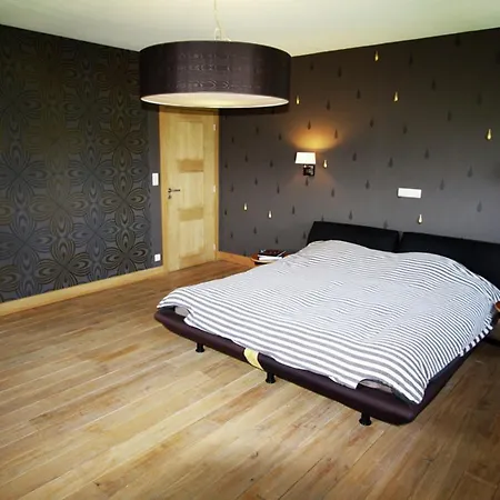 펜션 Quaint Holiday In Limbourg With Garden