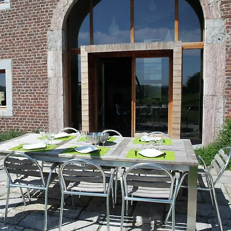 펜션 Quaint Holiday In Limbourg With Garden Hevremont