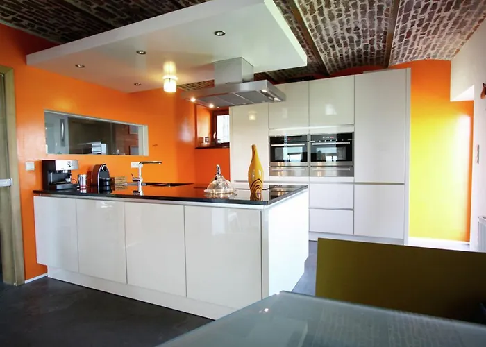 Ferienhaus Quaint Holiday In Limbourg With Garden Hevremont