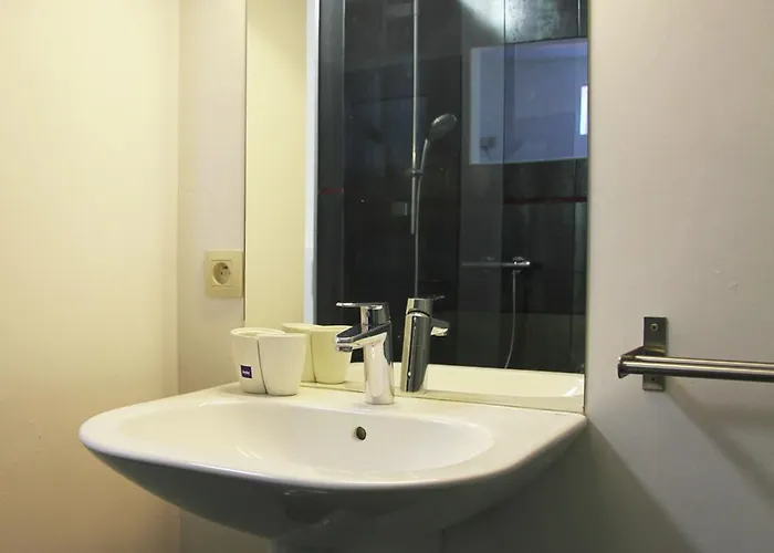 Ferienhaus Quaint Holiday In Limbourg With Garden